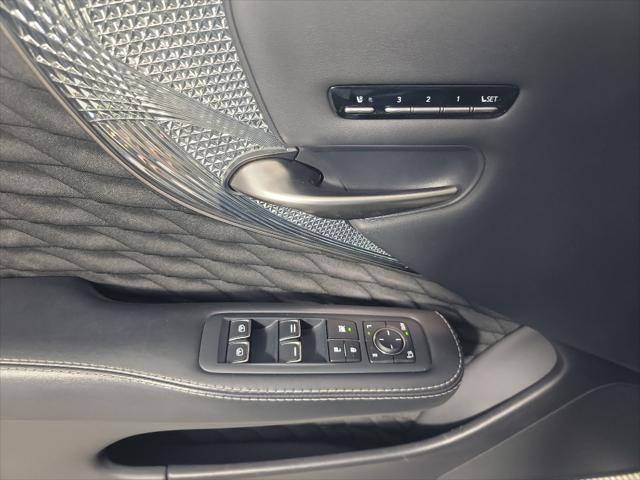 2019 Lexus LS 500h Base