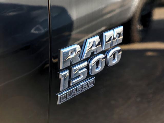 2023 Ram 1500 Classic SLT Crew Cab 4x4 5'7" Box