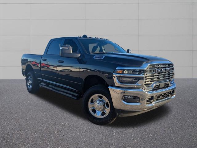 2026 RAM Ram 2500 RAM 2500 TRADESMAN CREW CAB 4X4 64 BOX