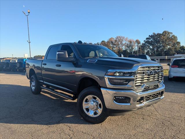 2026 RAM Ram 2500 RAM 2500 TRADESMAN CREW CAB 4X4 64 BOX