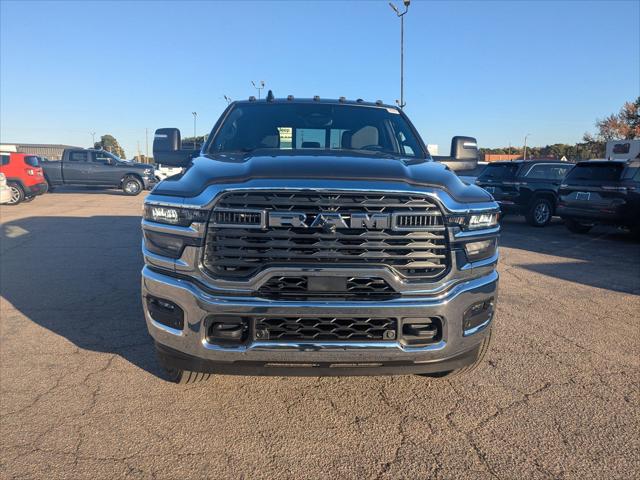 2026 RAM Ram 2500 RAM 2500 TRADESMAN CREW CAB 4X4 64 BOX