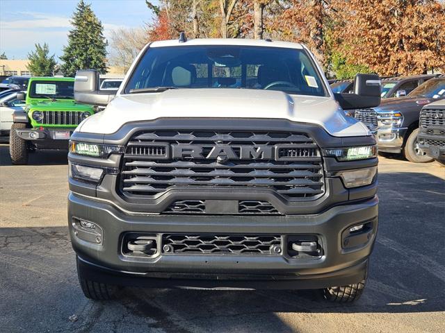 2026 RAM Ram 3500 RAM 3500 TRADESMAN CREW CAB 4X4 8 BOX
