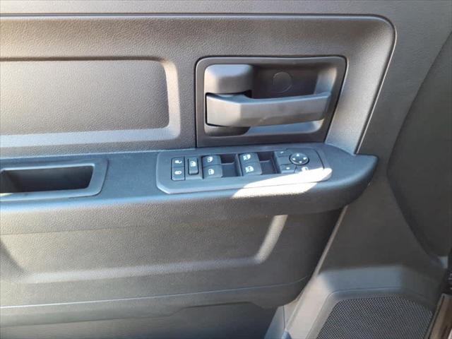 2026 RAM Ram 3500 RAM 3500 TRADESMAN CREW CAB 4X4 8 BOX