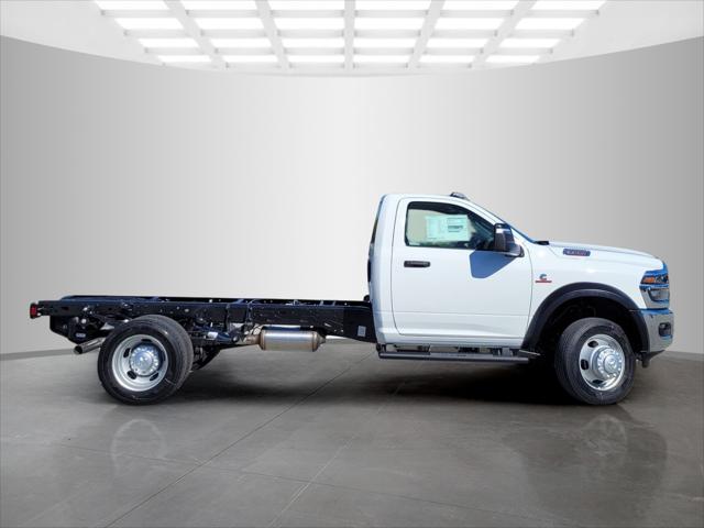 2026 RAM Ram 5500 Chassis Cab RAM 5500 TRADESMAN CHASSIS REGULAR CAB 4X4 84 CA 2026 RAM Ram 5500 Chassis Cab RAM 5500 TRADESMAN CHASSIS REGULAR CAB 4X4 84 CA