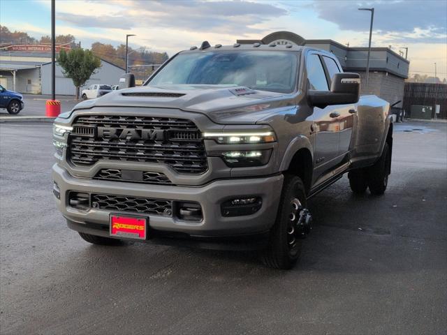 2026 RAM Ram 3500 RAM 3500 LIMITED CREW CAB 4X4 8 BOX