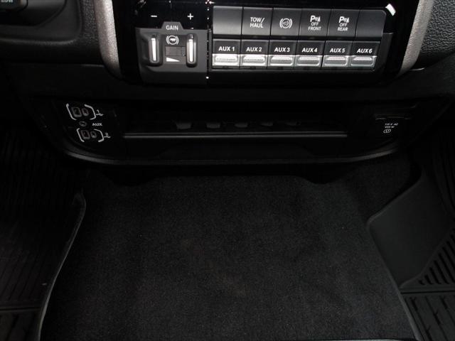 2026 Ram 2500 Tradesman Crew Cab 4x4 8' Box