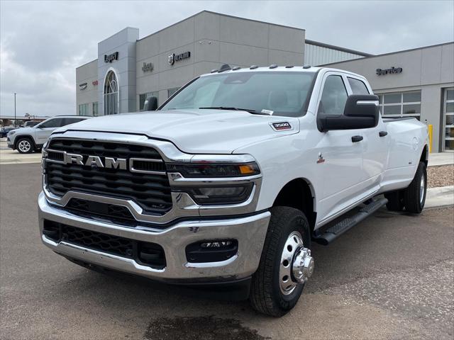 2026 RAM Ram 3500 RAM 3500 TRADESMAN CREW CAB 4X4 8 BOX