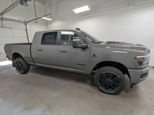 2026 RAM Ram 3500 RAM 3500 LARAMIE MEGA CAB 4X4 64 BOX 2026 RAM Ram 3500 RAM 3500 LARAMIE MEGA CAB 4X4 64 BOX