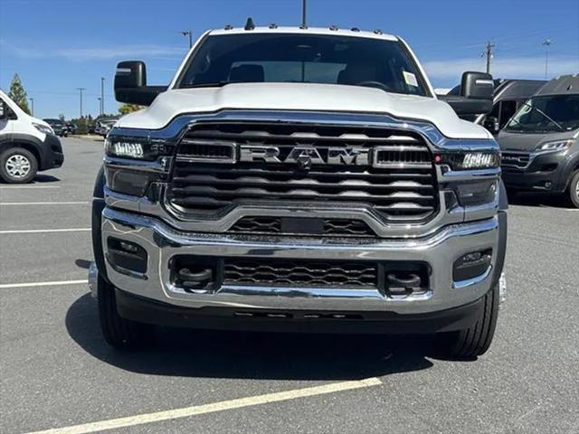2026 RAM Ram 5500 Chassis Cab RAM 5500 TRADESMAN CHASSIS CREW CAB 4X4 60 CA 2026 RAM Ram 5500 Chassis Cab RAM 5500 TRADESMAN CHASSIS CREW CAB 4X4 60 CA