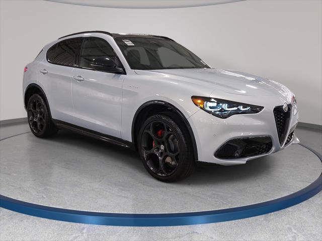 2025 Alfa Romeo Stelvio STELVIO AWD