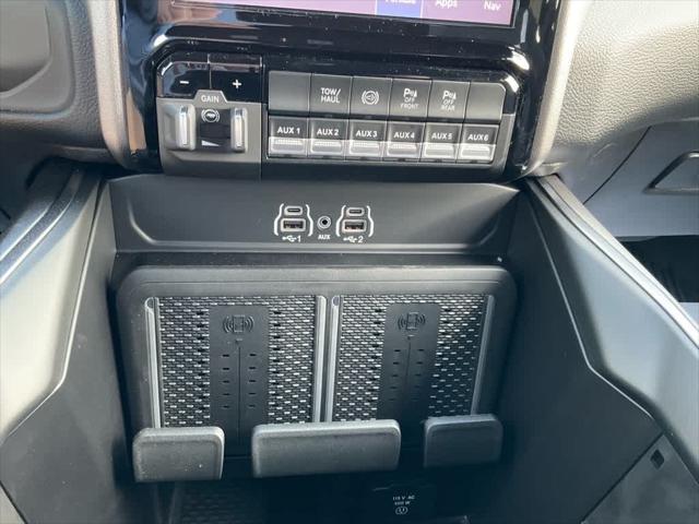 2026 Ram 2500 Big Horn Crew Cab 4x4 8' Box