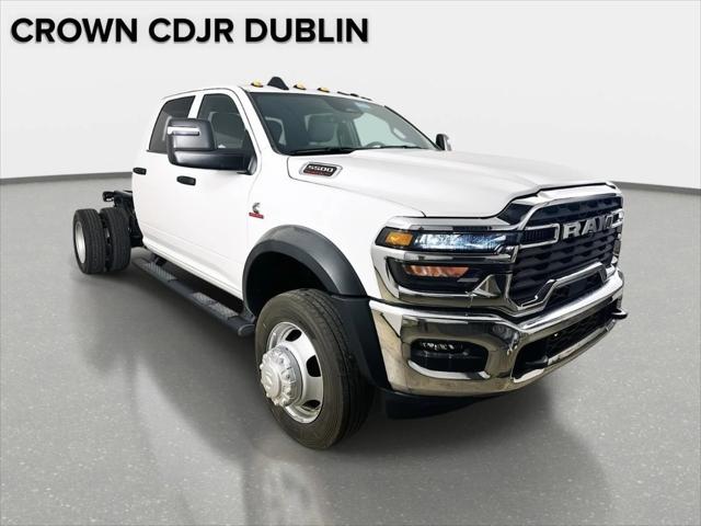 2026 RAM Ram 5500 Chassis Cab RAM 5500 TRADESMAN CHASSIS CREW CAB 4X4 60 CA