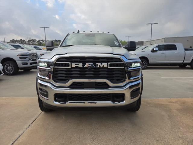 2026 RAM Ram 5500 Chassis Cab RAM 5500 TRADESMAN CHASSIS CREW CAB 4X4 84 CA