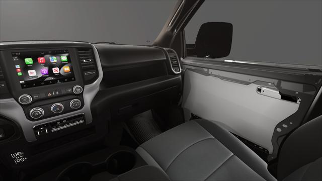 2026 RAM Ram 5500 Chassis Cab RAM 5500 TRADESMAN CHASSIS CREW CAB 4X4 84 CA