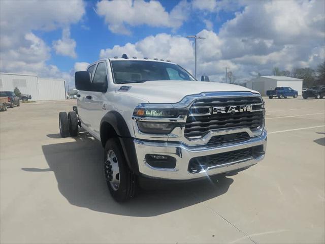 2026 RAM Ram 5500 Chassis Cab RAM 5500 TRADESMAN CHASSIS CREW CAB 4X4 84 CA