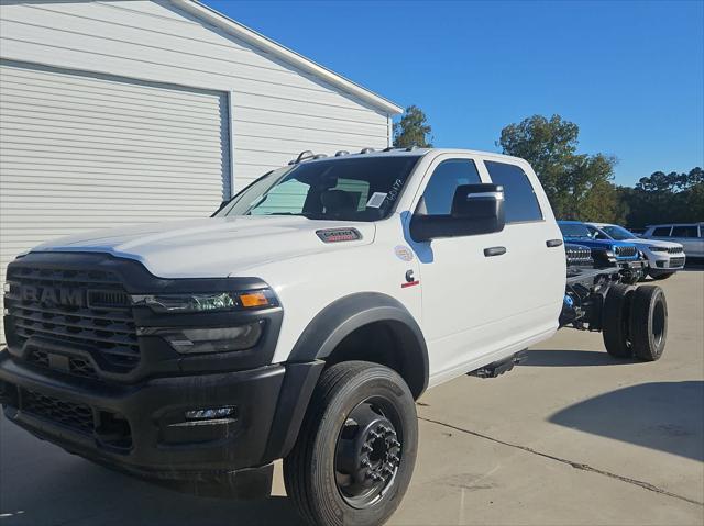 2026 RAM Ram 5500 Chassis Cab RAM 5500 TRADESMAN CHASSIS CREW CAB 4X4 84 CA