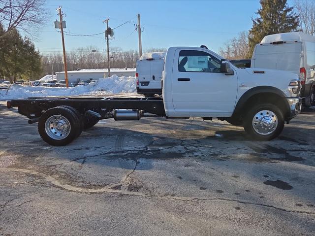 2026 RAM Ram 5500 Chassis Cab RAM 5500 TRADESMAN CHASSIS REGULAR CAB 4X4 84 CA 2026 RAM Ram 5500 Chassis Cab RAM 5500 TRADESMAN CHASSIS REGULAR CAB 4X4 84 CA