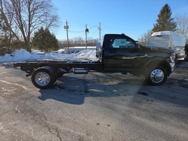 2026 RAM Ram 5500 Chassis Cab RAM 5500 TRADESMAN CHASSIS REGULAR CAB 4X4 84 CA 2026 RAM Ram 5500 Chassis Cab RAM 5500 TRADESMAN CHASSIS REGULAR CAB 4X4 84 CA