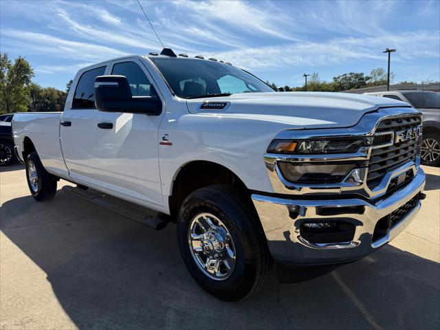 2026 RAM Ram 2500 RAM 2500 TRADESMAN CREW CAB 4X4 8 BOX