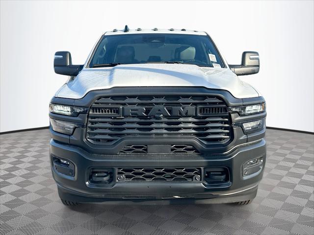 2026 RAM Ram 3500 Chassis Cab RAM 3500 TRADESMAN CREW CAB CHASSIS 4X4 60 CA 2026 RAM Ram 3500 Chassis Cab RAM 3500 TRADESMAN CREW CAB CHASSIS 4X4 60 CA