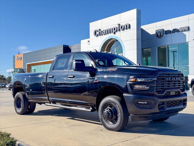 2026 RAM Ram 3500 RAM 3500 TRADESMAN CREW CAB 4X4 8 BOX