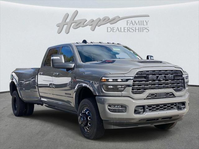 2026 RAM Ram 3500 RAM 3500 LIMITED CREW CAB 4X4 8 BOX