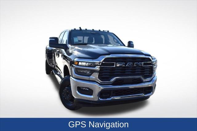 2026 RAM Ram 3500 RAM 3500 TRADESMAN CREW CAB 4X4 8 BOX