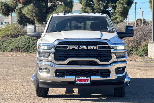 2026 RAM Ram 3500 RAM 3500 TRADESMAN CREW CAB 4X4 8 BOX