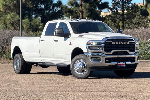 2026 RAM Ram 3500 RAM 3500 TRADESMAN CREW CAB 4X4 8 BOX