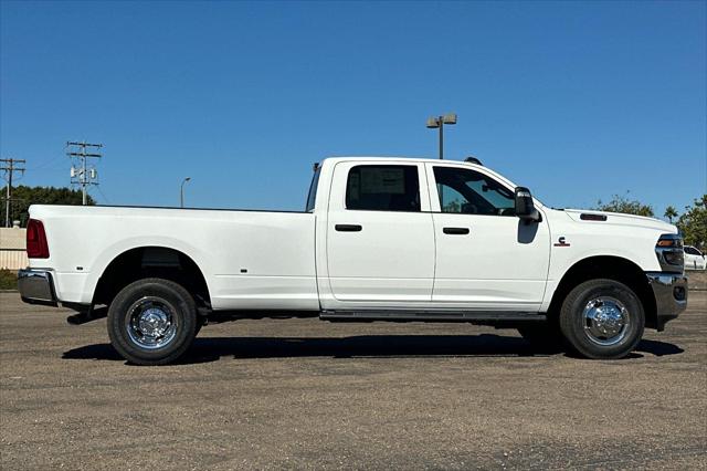 2026 RAM Ram 3500 RAM 3500 TRADESMAN CREW CAB 4X4 8 BOX 2026 RAM Ram 3500 RAM 3500 TRADESMAN CREW CAB 4X4 8 BOX