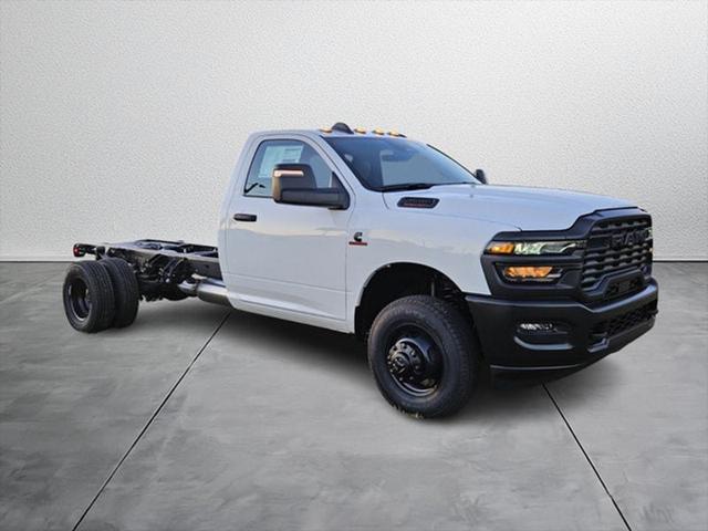 2026 RAM Ram 3500 Chassis Cab RAM 3500 TRADESMAN CHASSIS REGULAR CAB 4X4 84 CA 2026 RAM Ram 3500 Chassis Cab RAM 3500 TRADESMAN CHASSIS REGULAR CAB 4X4 84 CA