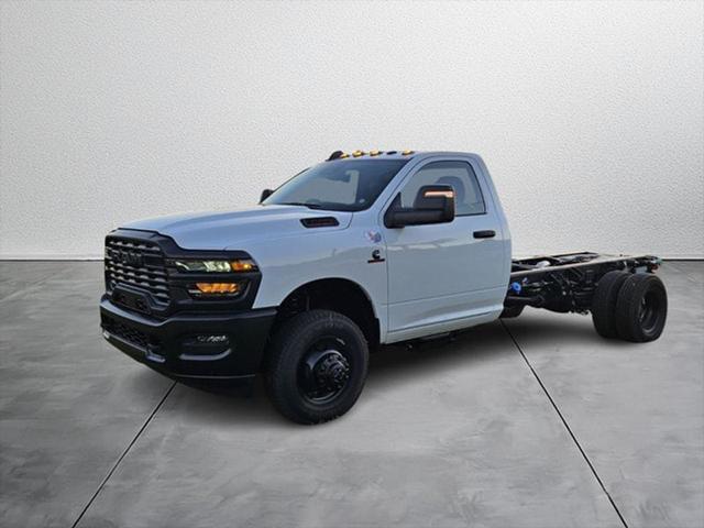2026 RAM Ram 3500 Chassis Cab RAM 3500 TRADESMAN CHASSIS REGULAR CAB 4X4 84 CA 2026 RAM Ram 3500 Chassis Cab RAM 3500 TRADESMAN CHASSIS REGULAR CAB 4X4 84 CA