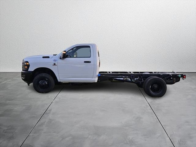 2026 RAM Ram 3500 Chassis Cab RAM 3500 TRADESMAN CHASSIS REGULAR CAB 4X4 84 CA 2026 RAM Ram 3500 Chassis Cab RAM 3500 TRADESMAN CHASSIS REGULAR CAB 4X4 84 CA