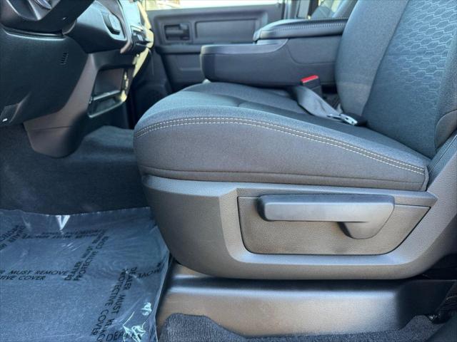 2026 Ram 3500 Tradesman Crew Cab 4x4 64 Box