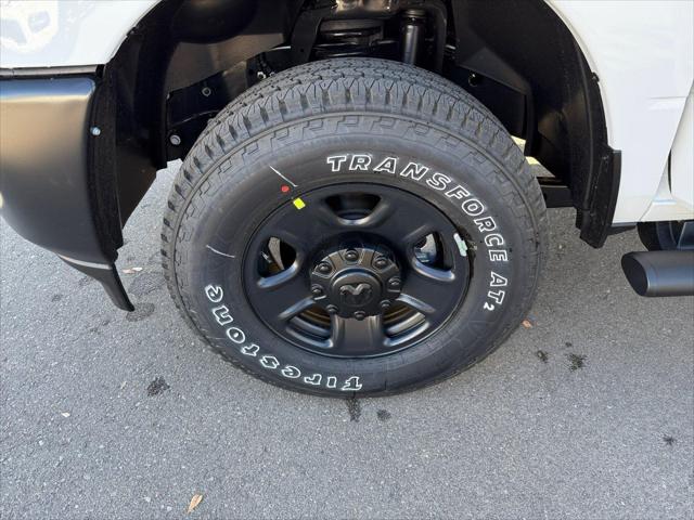 2026 Ram 3500 Tradesman Crew Cab 4x4 64 Box