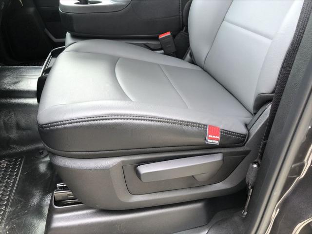 2026 Ram 2500 Tradesman Crew Cab 4x4 6'4" Box