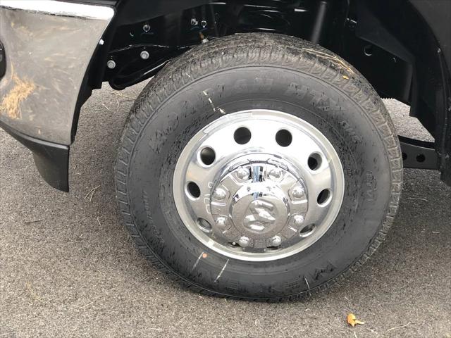 2026 RAM Ram 3500 Chassis Cab RAM 3500 TRADESMAN CREW CAB CHASSIS 4X4 60 CA