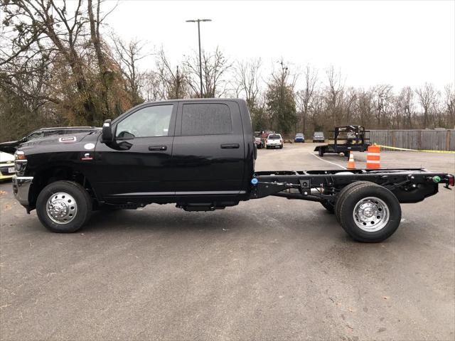 2026 RAM Ram 3500 Chassis Cab RAM 3500 TRADESMAN CREW CAB CHASSIS 4X4 60 CA