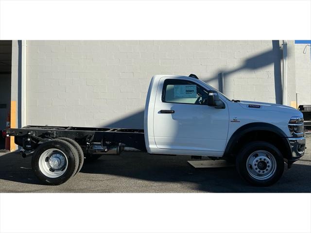 2026 RAM Ram 5500 Chassis Cab RAM 5500 TRADESMAN CHASSIS REGULAR CAB 4X4 60 CA 2026 RAM Ram 5500 Chassis Cab RAM 5500 TRADESMAN CHASSIS REGULAR CAB 4X4 60 CA