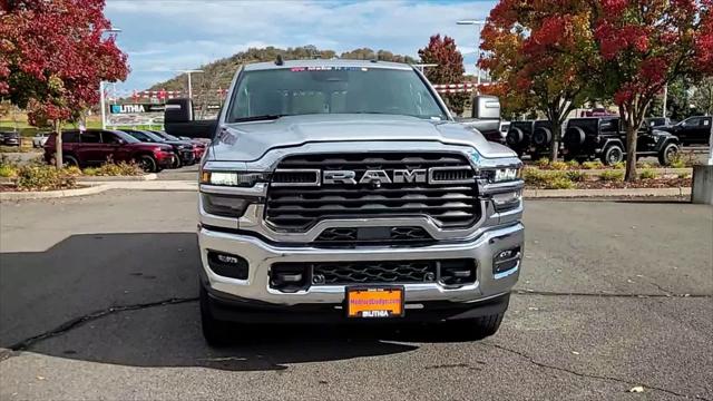 2026 RAM Ram 2500 RAM 2500 TRADESMAN CREW CAB 4X4 64 BOX