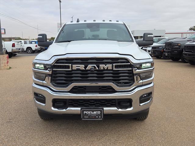 2026 RAM Ram 3500 Chassis Cab RAM 3500 TRADESMAN CREW CAB CHASSIS 4X4 60 CA