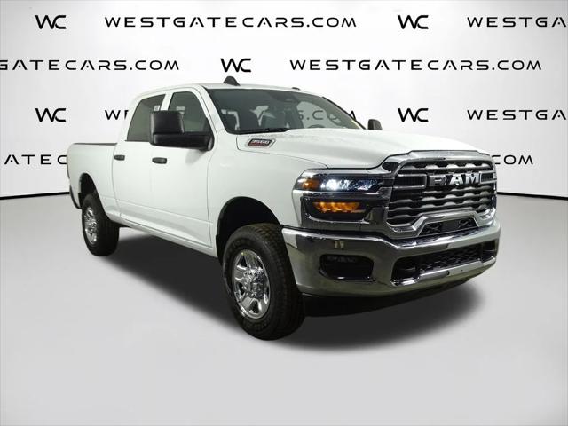 2026 RAM Ram 3500 RAM 3500 TRADESMAN CREW CAB 4X4 64 BOX