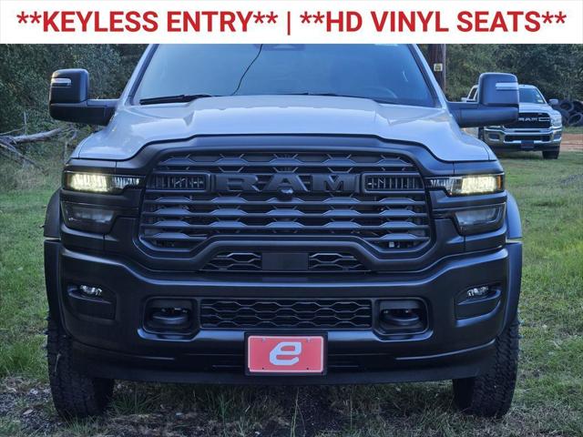 2026 RAM 5500 Chassis RAM 5500 TRADESMAN CHASSIS CREW CAB 4X4 84 CA