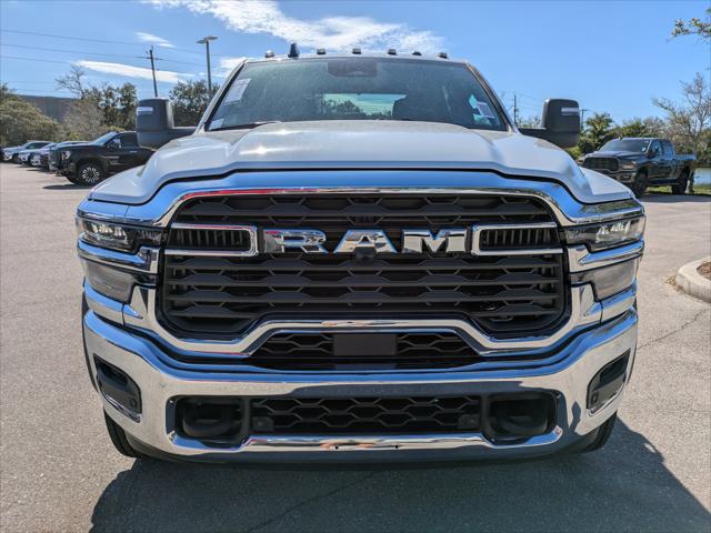 2026 RAM Ram 5500 Chassis Cab RAM 5500 TRADESMAN CHASSIS CREW CAB 4X4 84 CA 2026 RAM Ram 5500 Chassis Cab RAM 5500 TRADESMAN CHASSIS CREW CAB 4X4 84 CA
