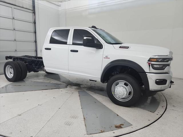 2026 RAM Ram 4500 Chassis Cab RAM 4500 TRADESMAN CHASSIS CREW CAB 4X4 60 CA