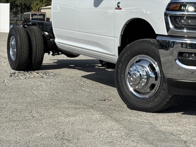 2026 RAM Ram 3500 Chassis Cab RAM 3500 TRADESMAN CREW CAB CHASSIS 4X4 60 CA