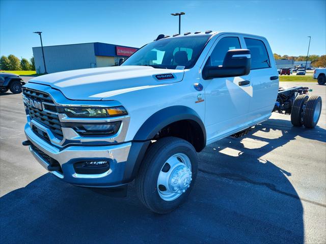 2026 RAM 5500 Chassis RAM 5500 TRADESMAN CHASSIS CREW CAB 4X4 84 CA