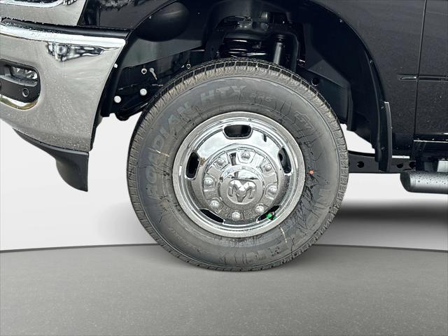 2026 Ram 3500 Tradesman Crew Cab 4x4 8' Box