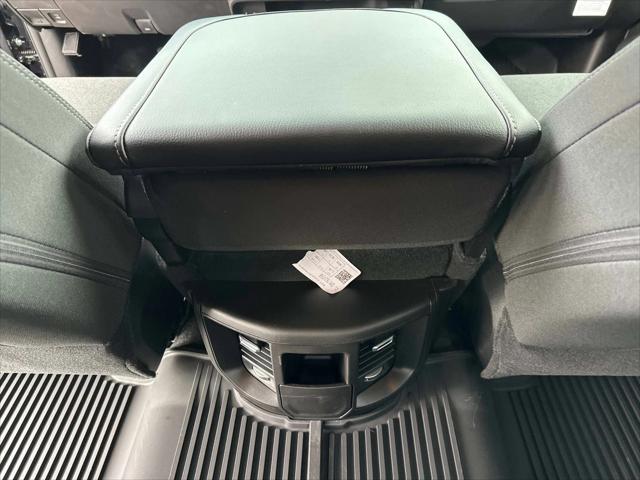 2026 Ram 3500 Tradesman Crew Cab 4x4 8' Box