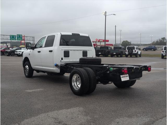 2026 RAM Ram 3500 Chassis Cab RAM 3500 TRADESMAN CREW CAB CHASSIS 4X4 60 CA